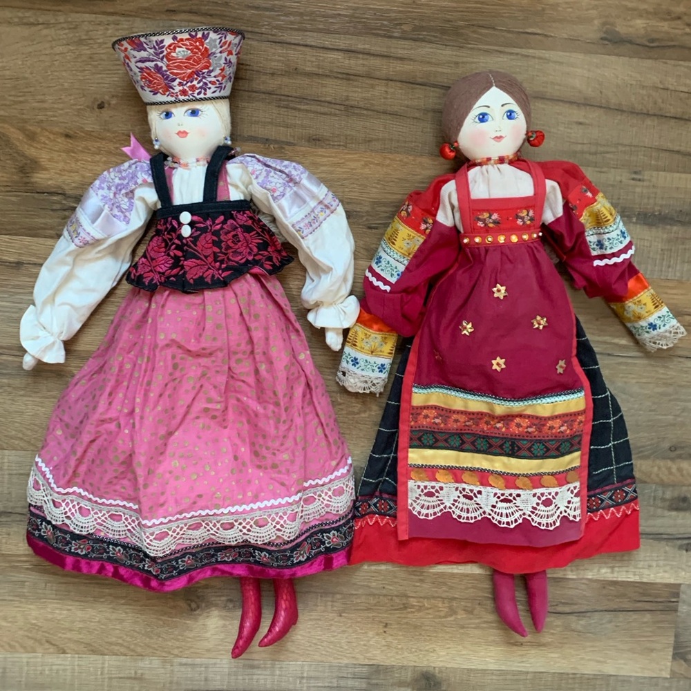 Pair of Vintage Cloth Hand Painted Dolls